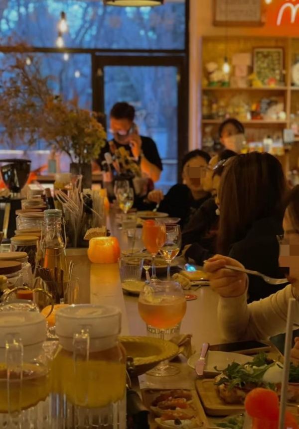 股票配资炒股平台 追踪|电来啦！秀水南街重现热闹